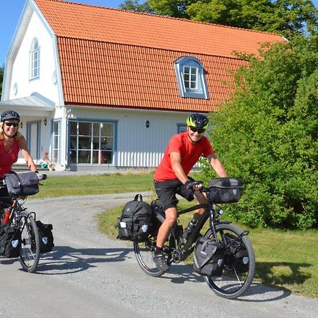 Jaedra Gardshotel Enköping Exterior foto